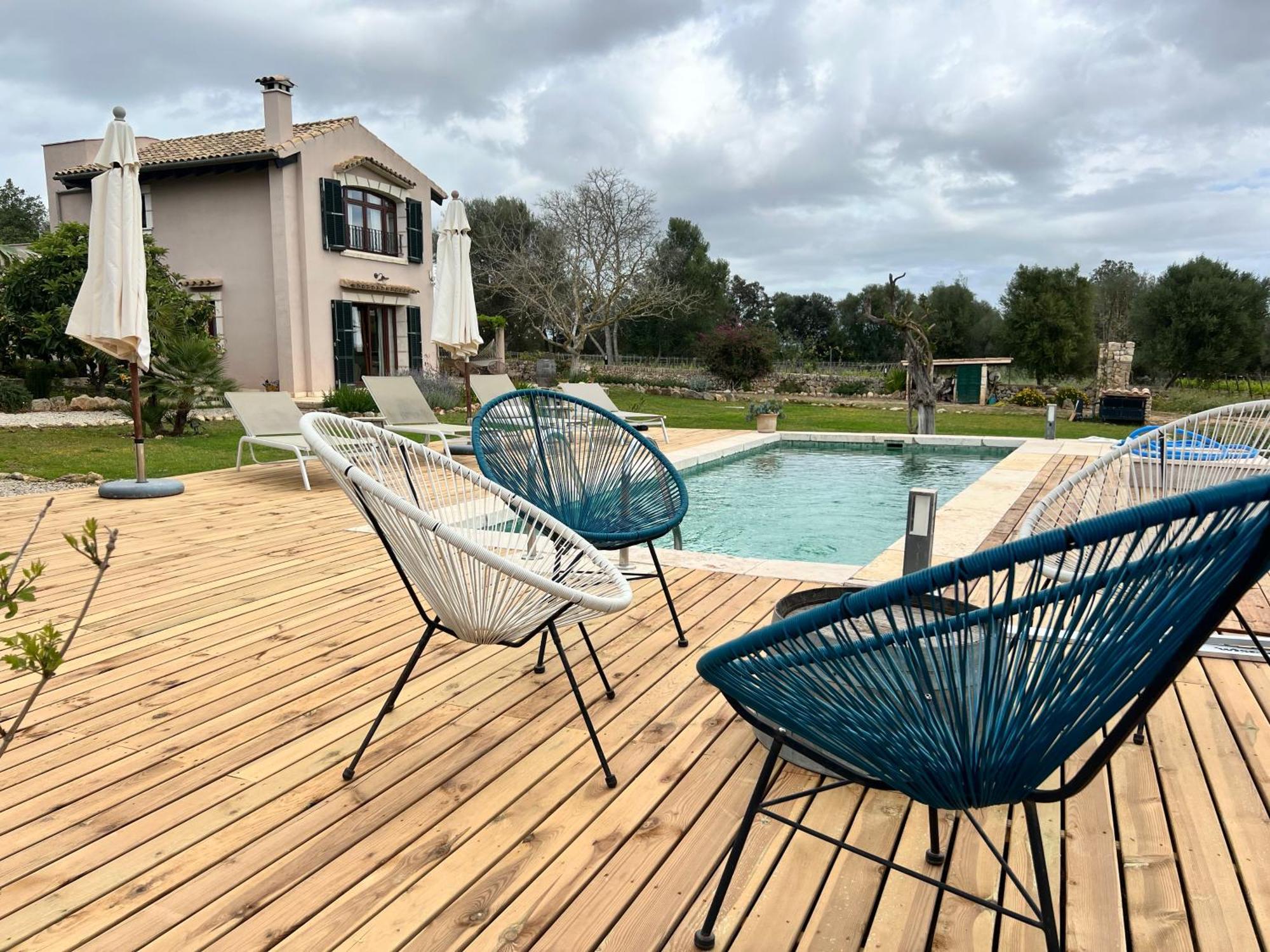 Dos Caballeros Winery & Vacation Chalet Llubí