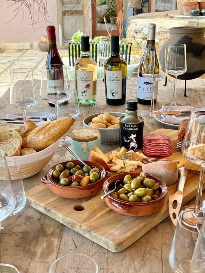 Alpstuga Dos Caballeros Winery & Vacation